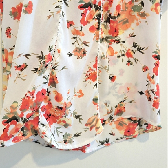 2/$18 Sienna Sky Orange Floral Blouse Loose Mock Neck Short Sleeve Top Shirt S - Picture 9 of 9